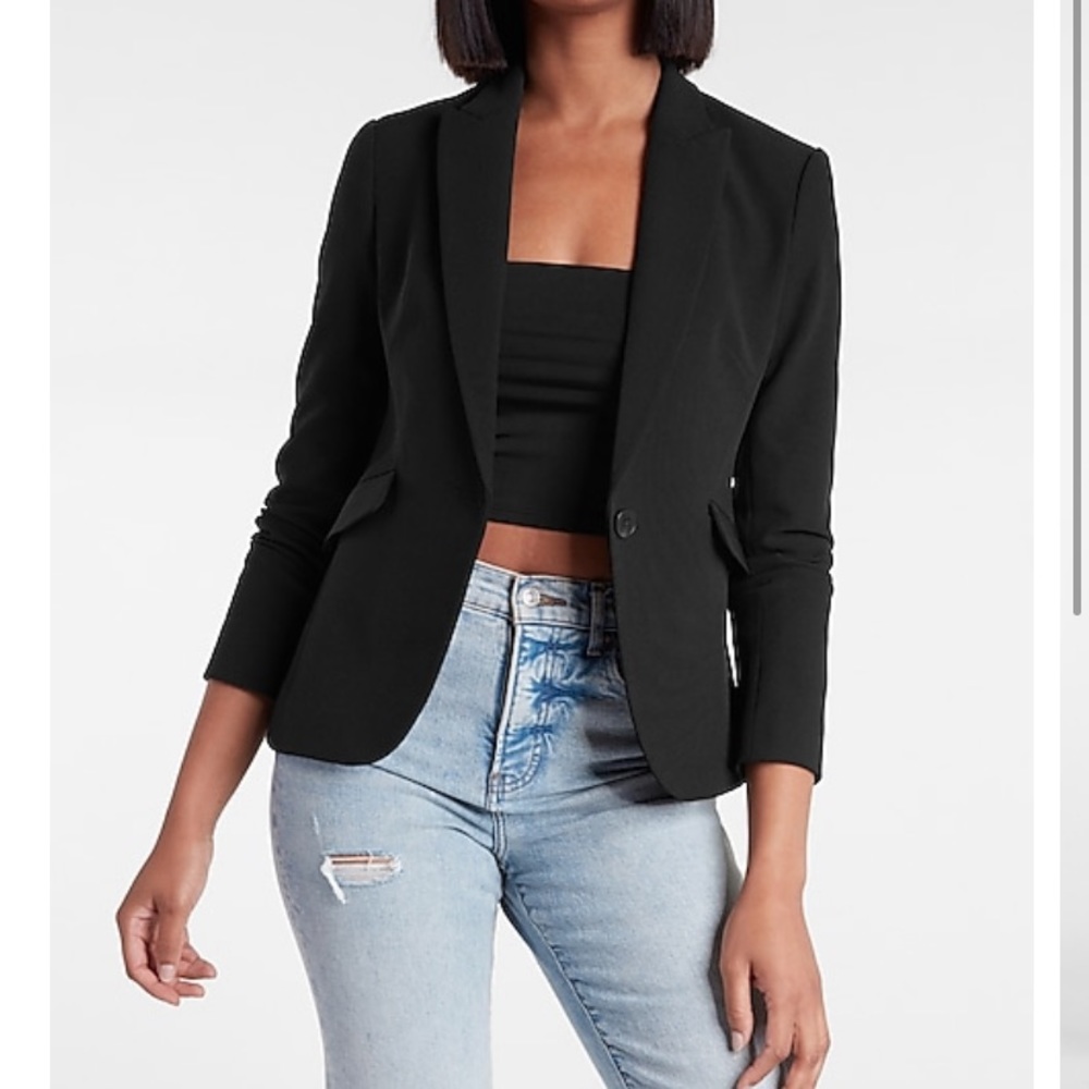 NWOT Express Supersoft Twill Peak Lapel One Button Blazer
